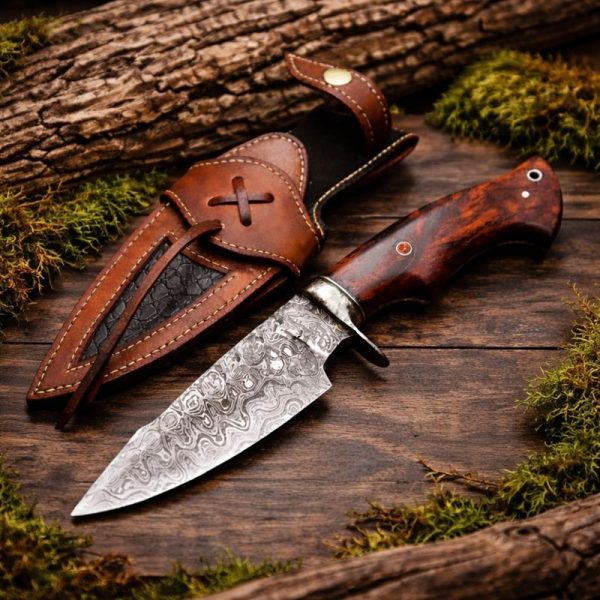 Handmade Damascus Steel Hunting Knife Rosewood Handle Leather Sheath